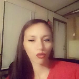 Meet your Posher, Candice